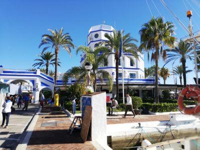 Casares Appart 2 Ch Dans Parc Tropical Avec Vue Sur Mer, Montagne Et Piscine Apartment Exterior photo